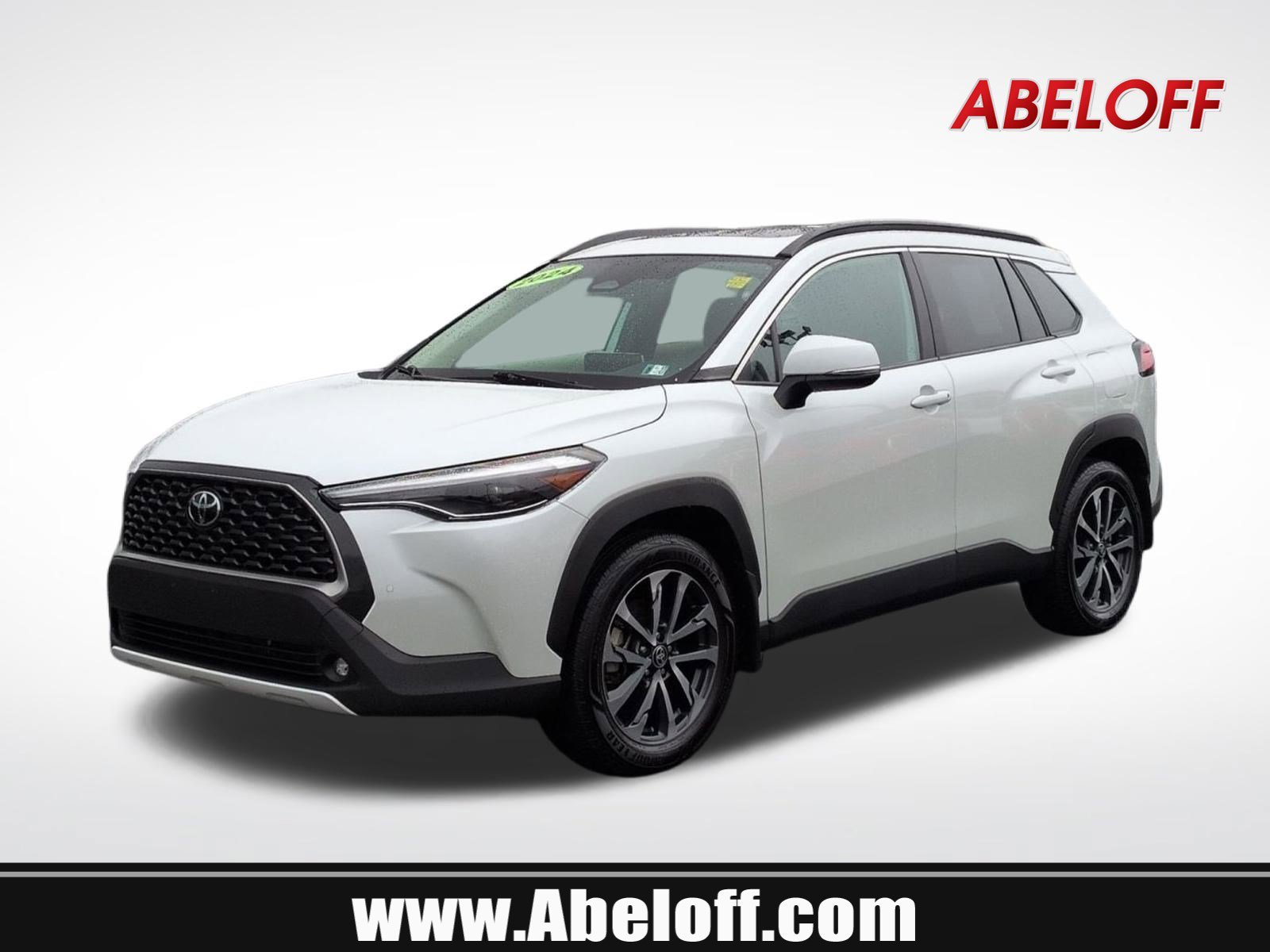 2024 Toyota Corolla Cross XLE