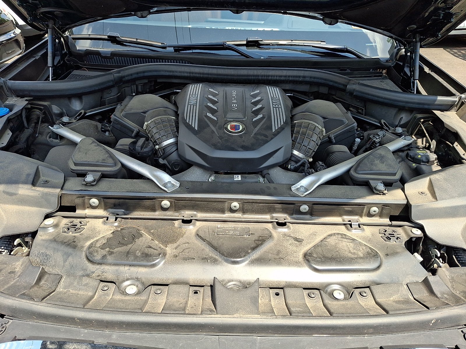 Used 2022 ALPINA Green Metallic - ZGA BMW  image 25