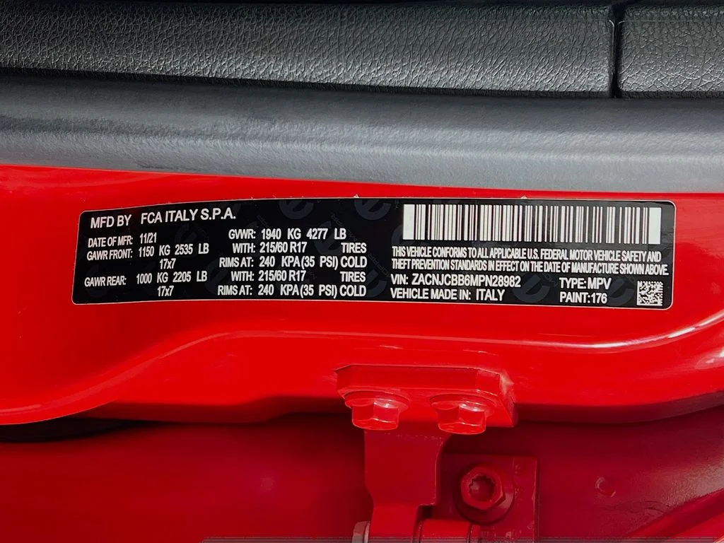 Used 2021 Red Jeep Latitude image 29