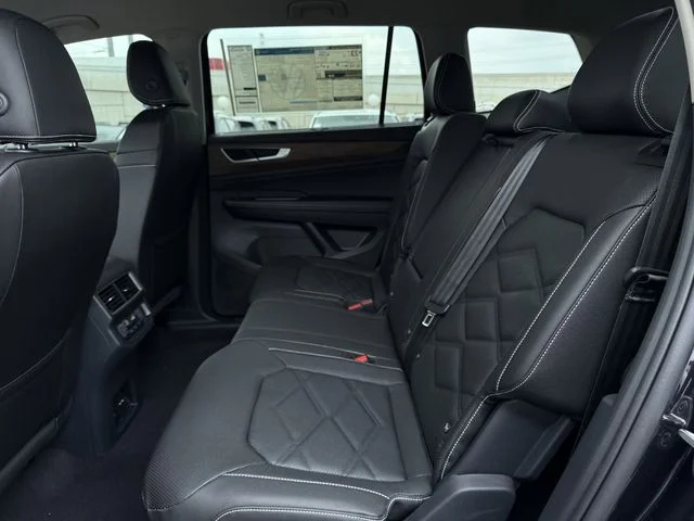 New 2026 Black Volkswagen 2.0T SE w/Technology image 6