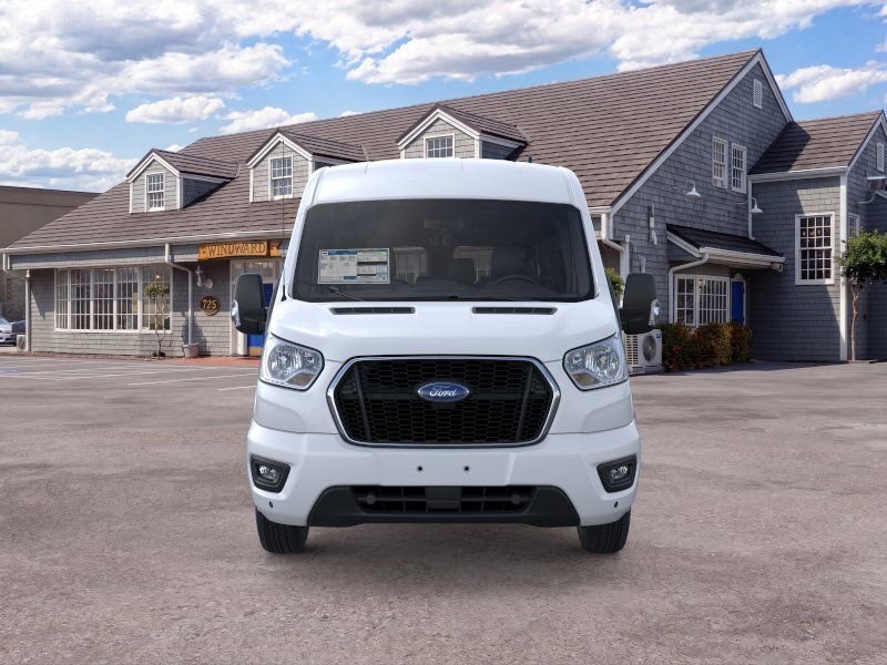 New 2025 Oxford White Ford XLT image 6