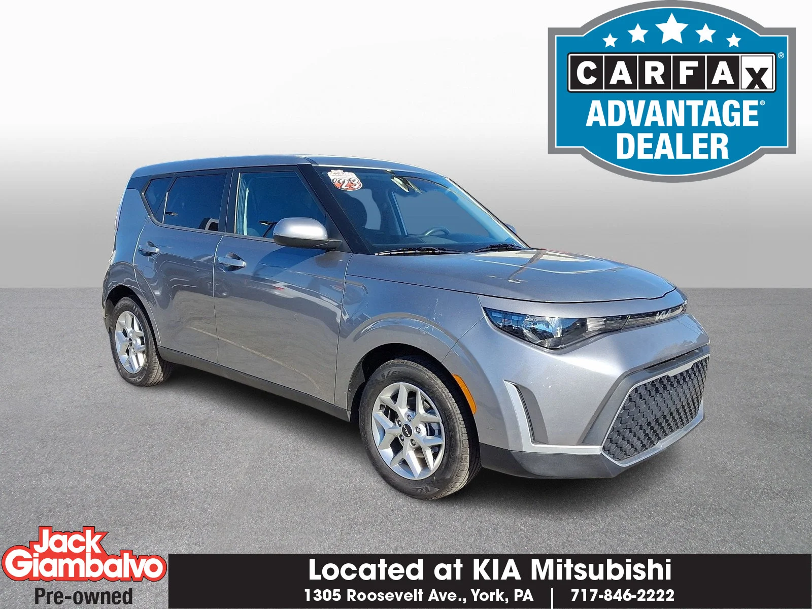 Certified Used 2023 Gray Kia LX image 1