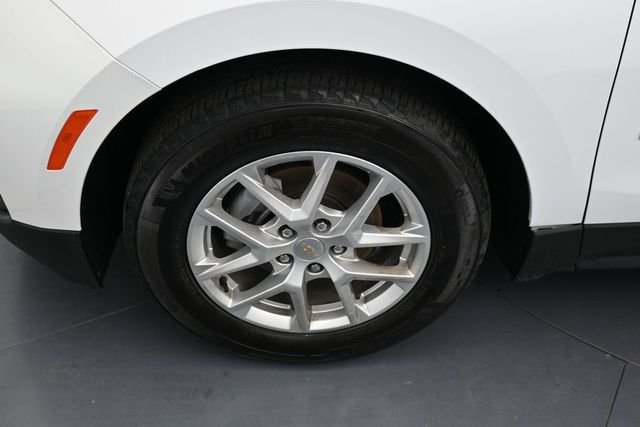 Used 2024 White Chevrolet LS image 9