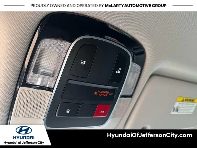 Used 2023 Black Hyundai SEL image 31