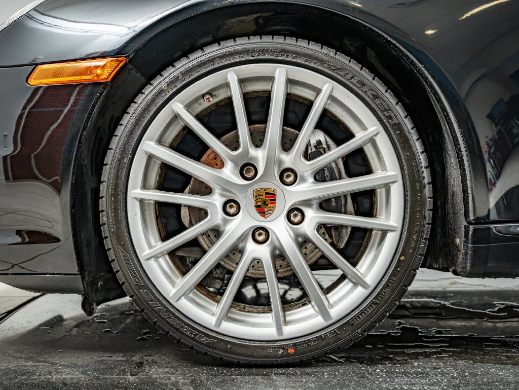 Used 2007 Black Porsche Carrera image 13