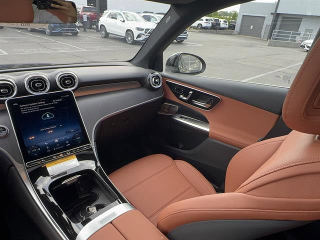 New 2026 Black Mercedes-Benz GLC 300 4MATIC® image 28