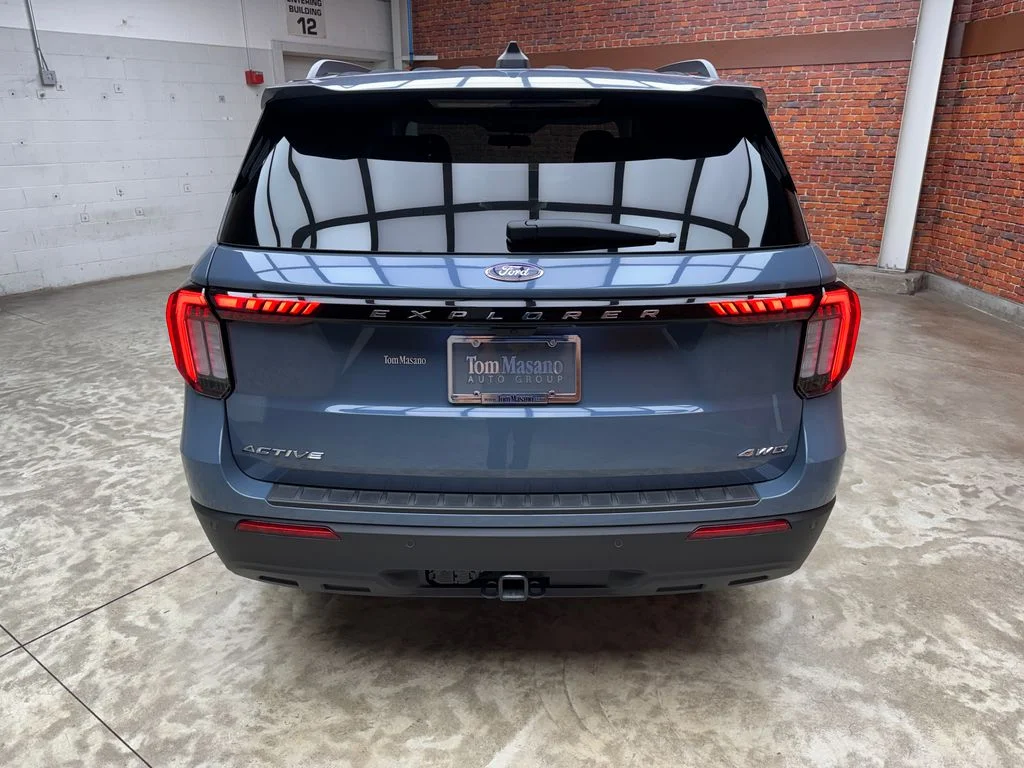 New 2026 Vapor Blue Metallic Ford Active image 4