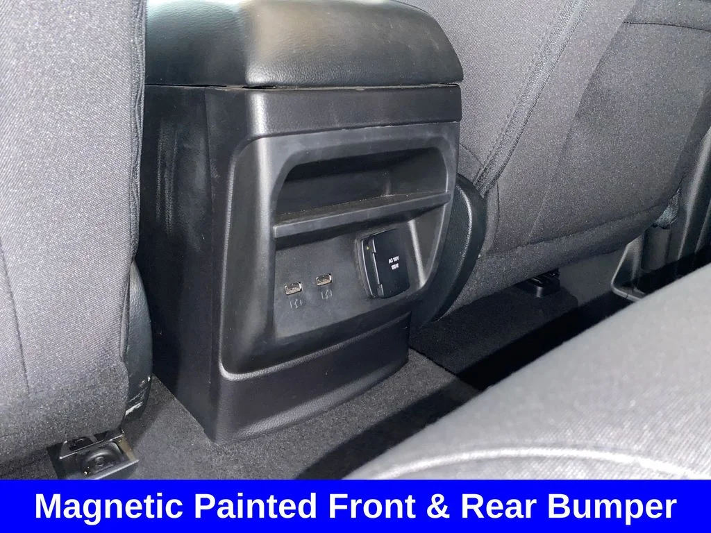 Used 2022 Beige Ford XLT image 12
