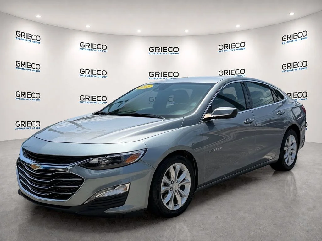Used 2024 Gray Chevrolet LT image 3