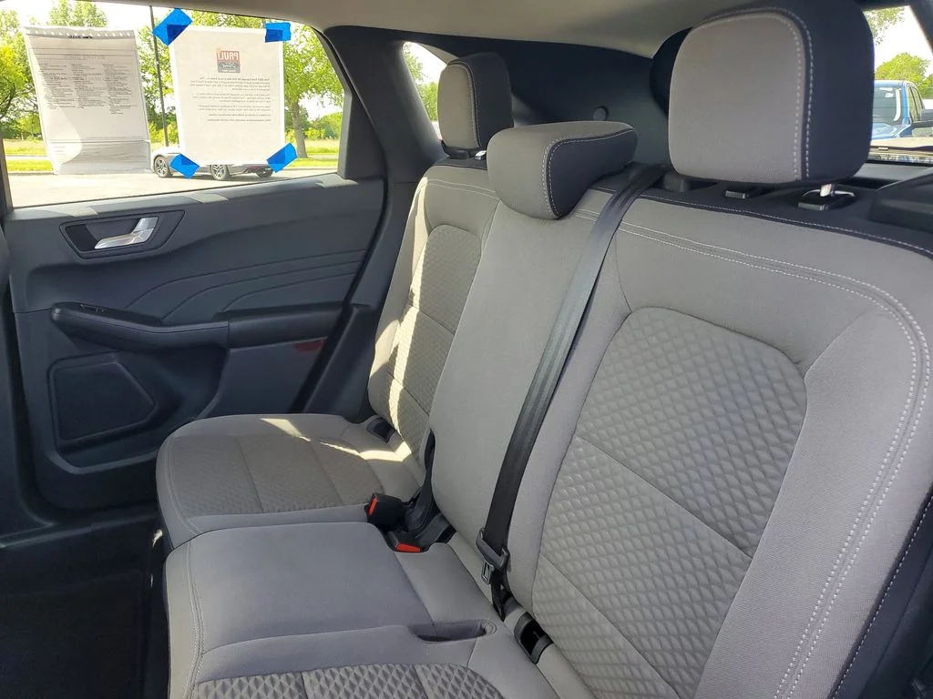 Certified Used 2021 Iconic Silver Metallic Ford SE image 22