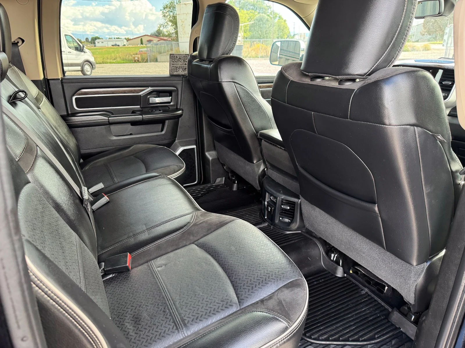 Used 2020 Black Ram Laramie image 38