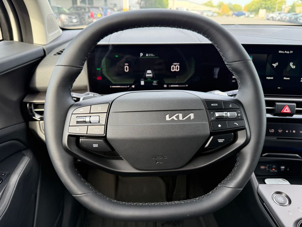 New 2026 Snow White Pearl Kia EX image 21