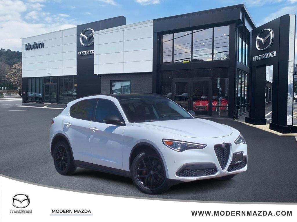 2020 Alfa Romeo Stelvio AWD's photo