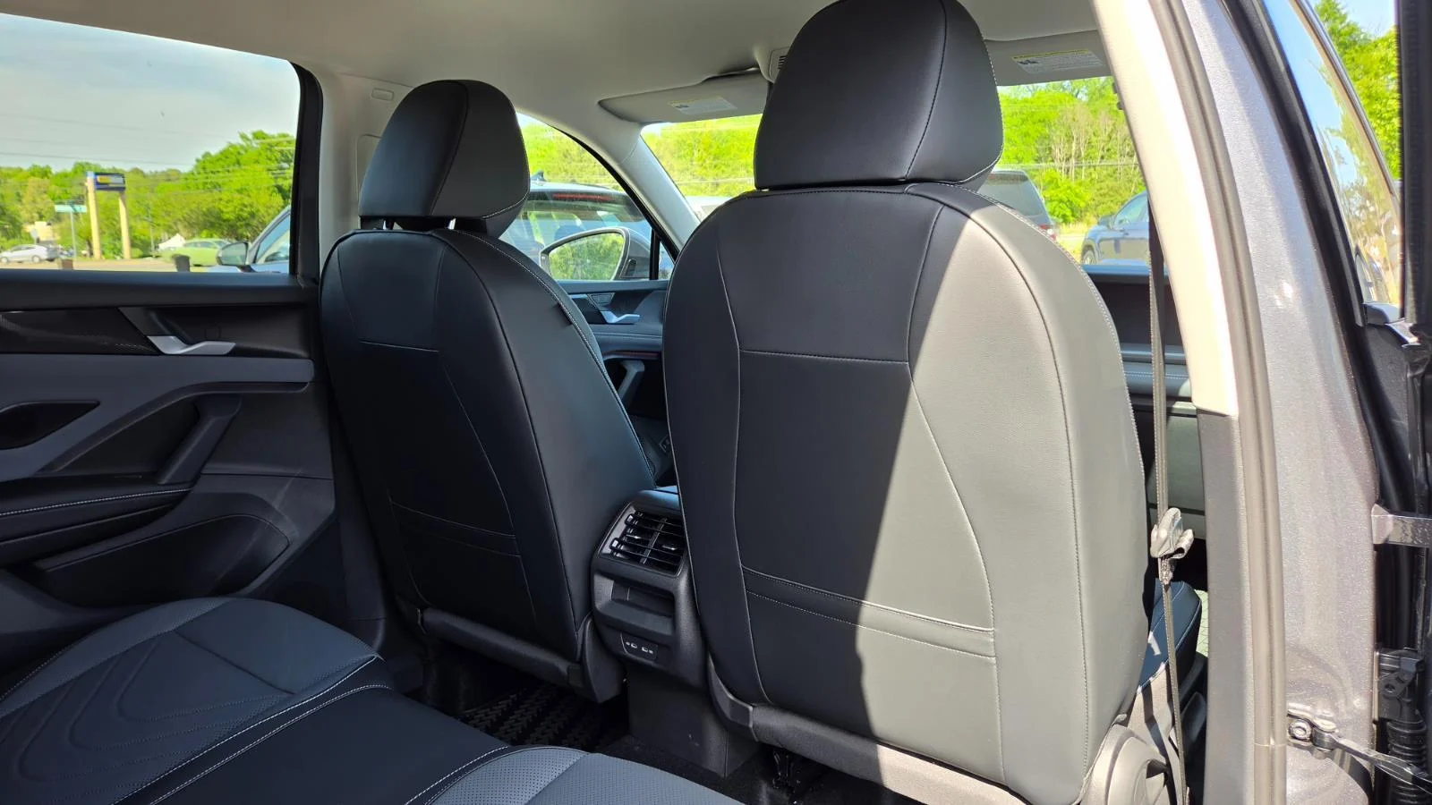 New 2026 Platinum Gray Metallic Volkswagen SE image 46