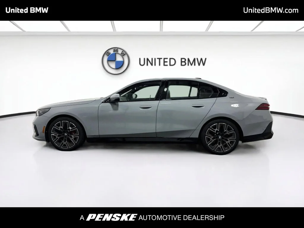 Certified Used 2027 Brooklyn Grey Metallic BMW 540i xDrive image 8