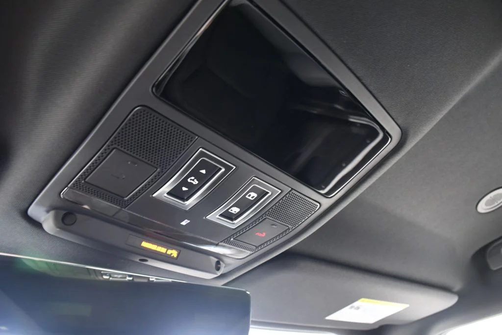 New 2026 Borasco Grey Land Rover X-Dynamic SE image 34
