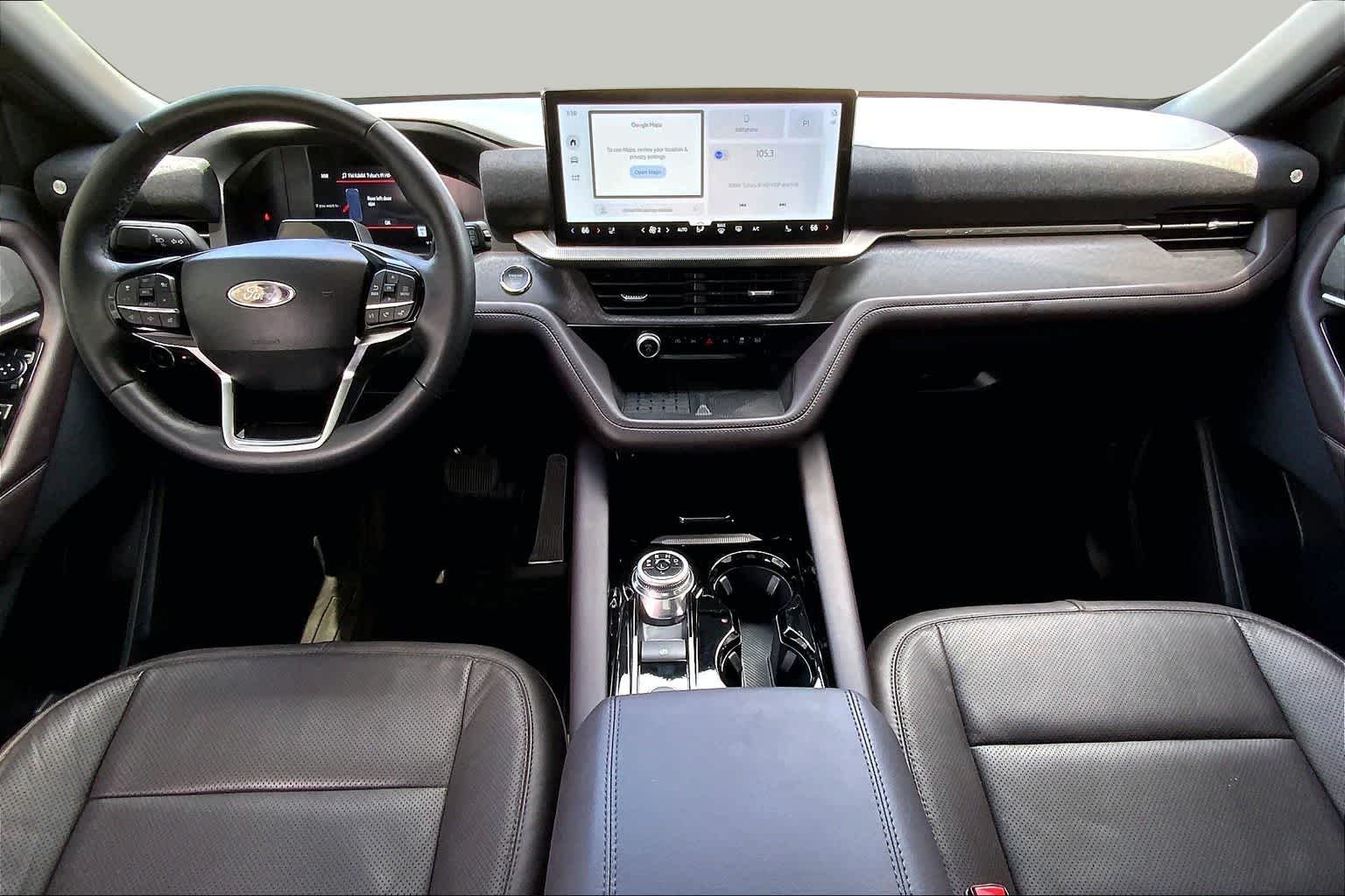 Used 2025 Agate Black Metallic Ford Platinum image 15