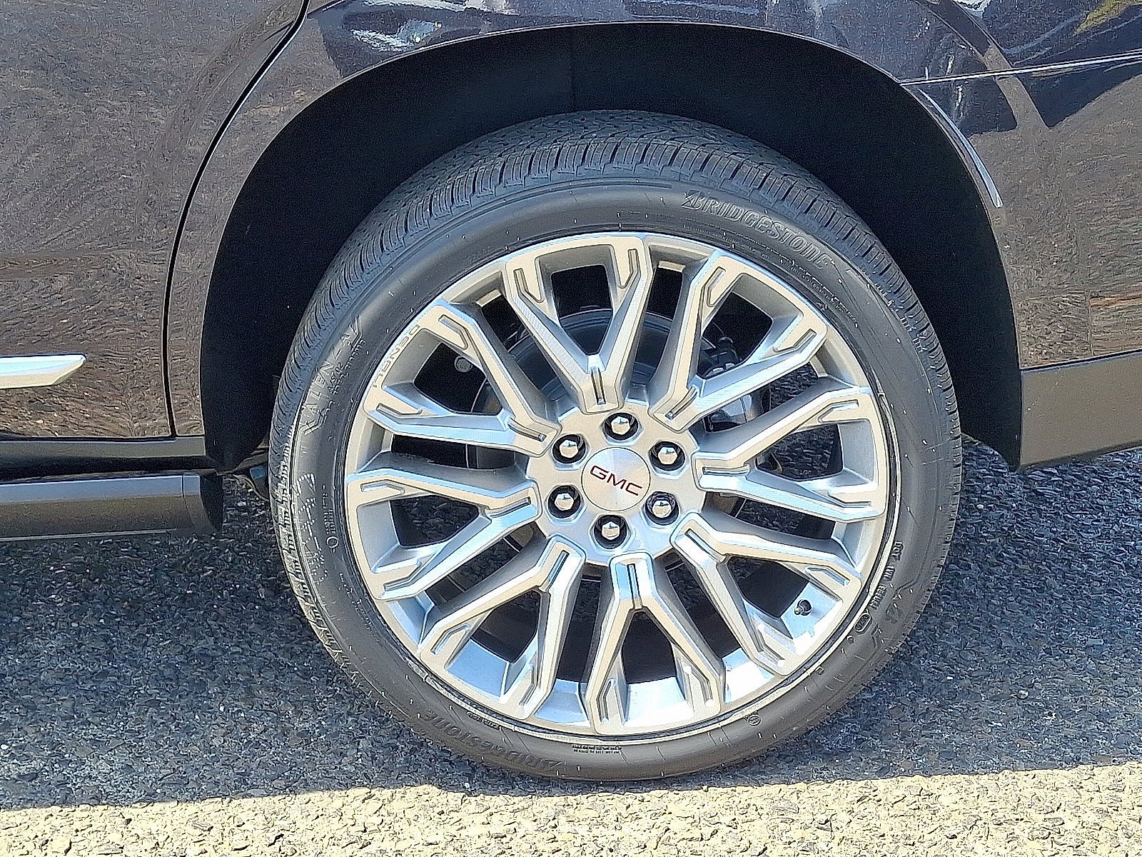 New 2026 Titanium Rush Metallic GMC Denali image 5