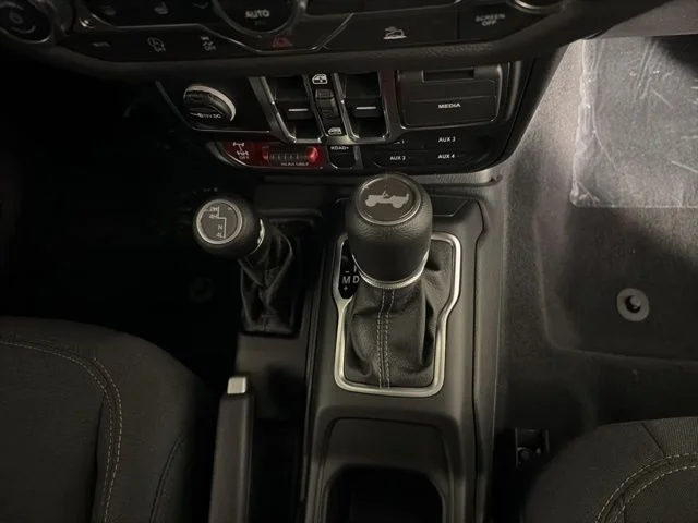 2026 Jeep Wrangler 4-Door Willys - Photo 26
