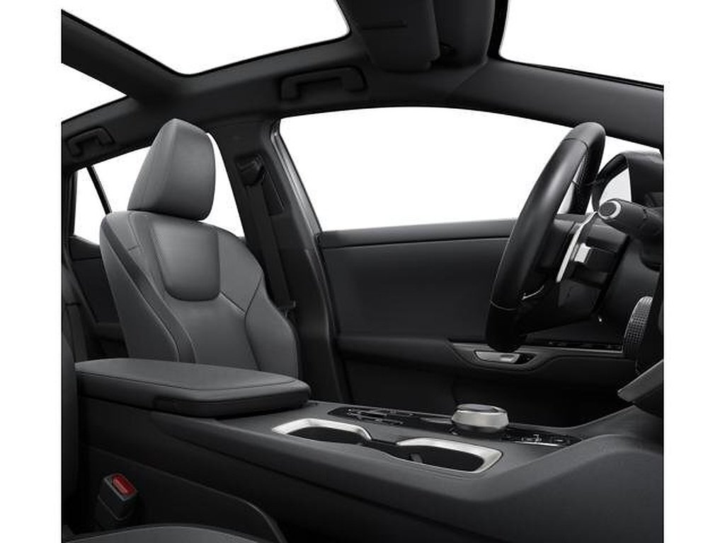 New 2026 Iridium Lexus PREMIUM image 19