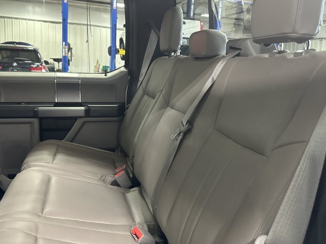 Used 2020 Silver Ford XLT image 30