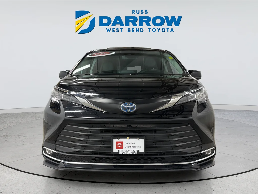 Used 2022 Black Toyota XLE image 8