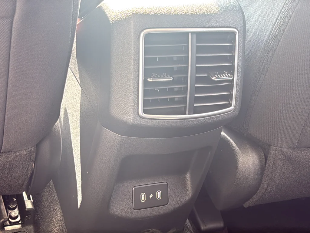 New 2026 Glacial White Pearl Kia LX image 16