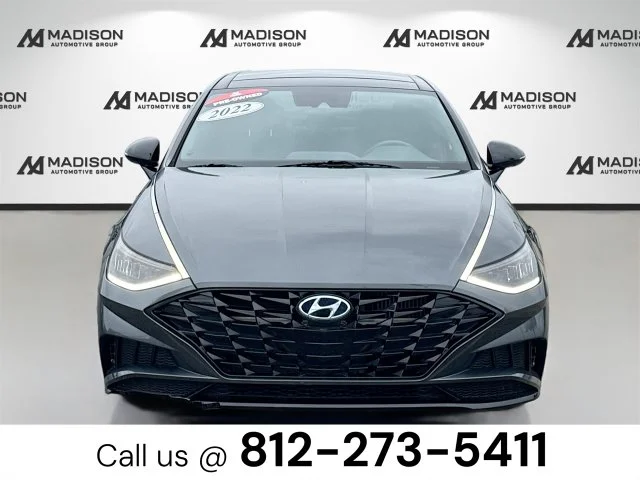 Used 2022 Gray Hyundai SEL Plus image 2