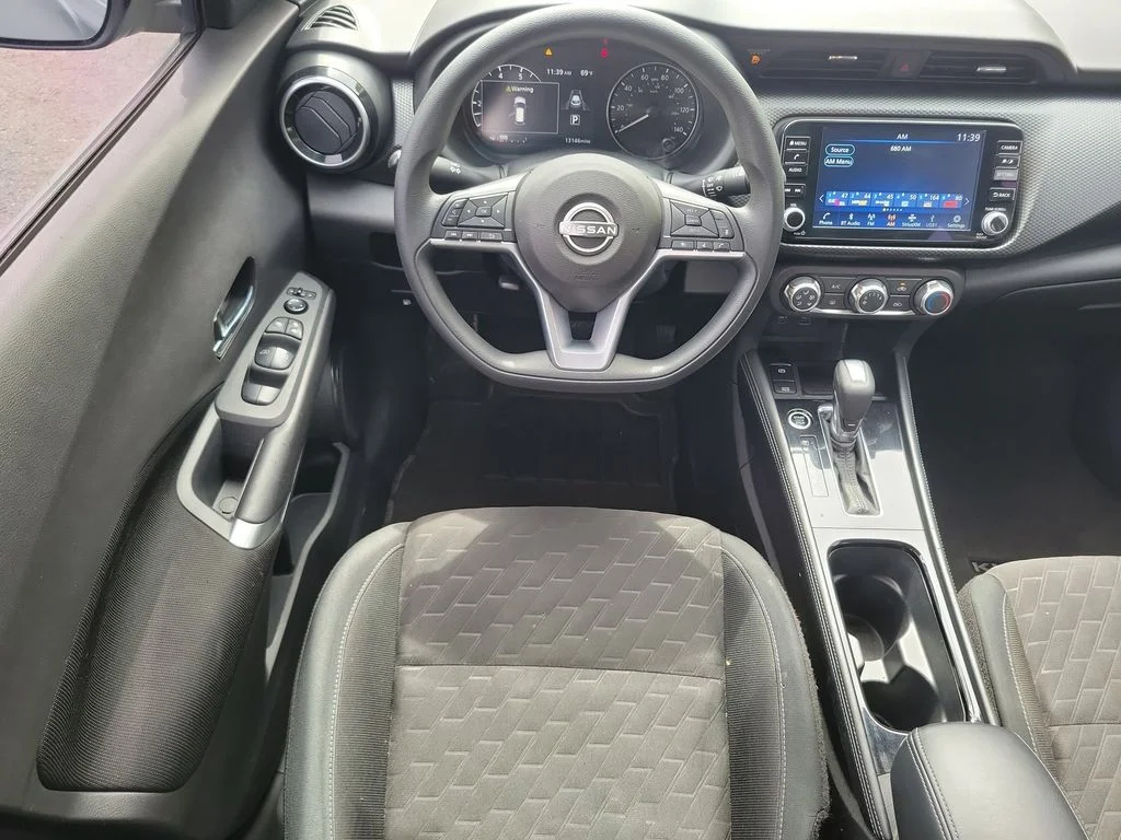 Used 2023 Gray Nissan SV image 13