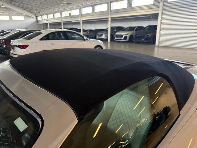 Used 2023 Suzuka Gray Metallic Audi V10 performance image 13