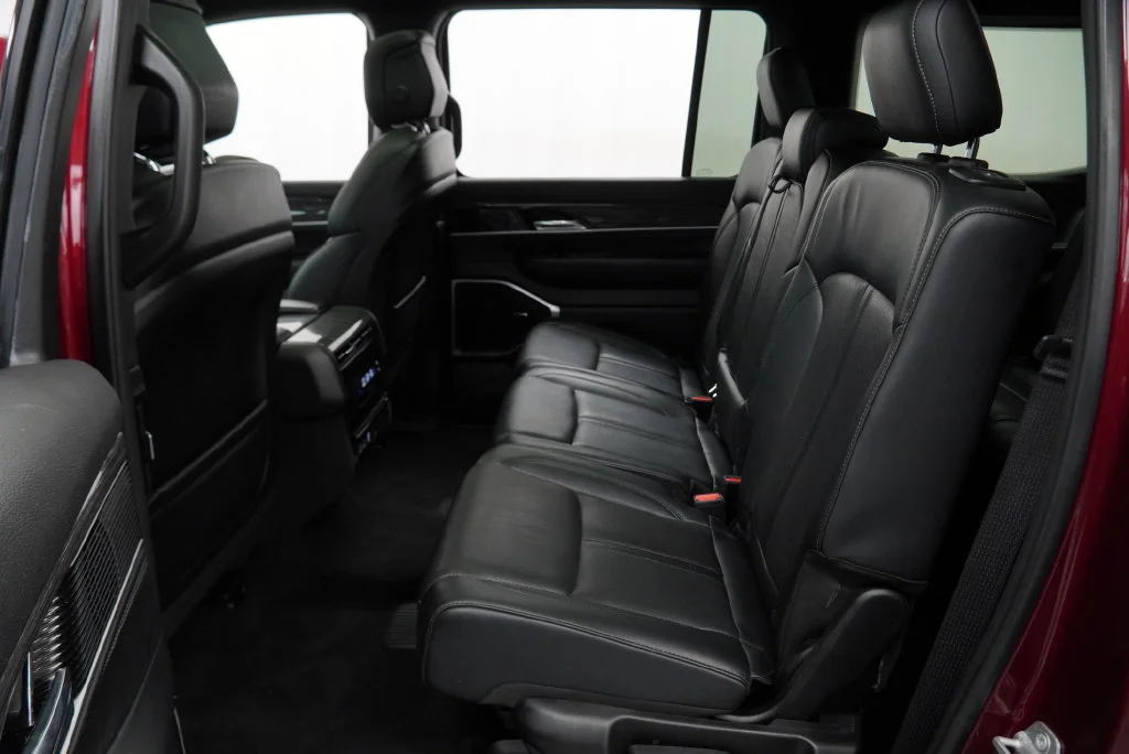 Used 2022 Red Jeep Series II image 20
