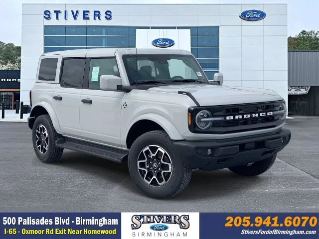New 2026 White Ford Outer Banks image 1