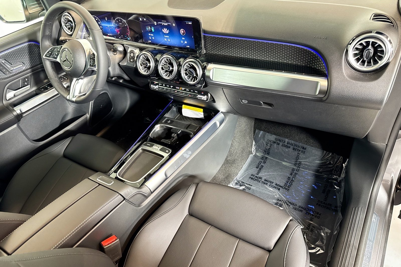 New 2026 Mountain Grey Metallic Mercedes-Benz GLB 250 image 27