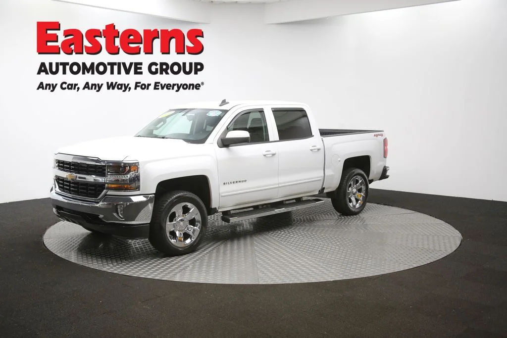 Used 2018 White Chevrolet LT image 56