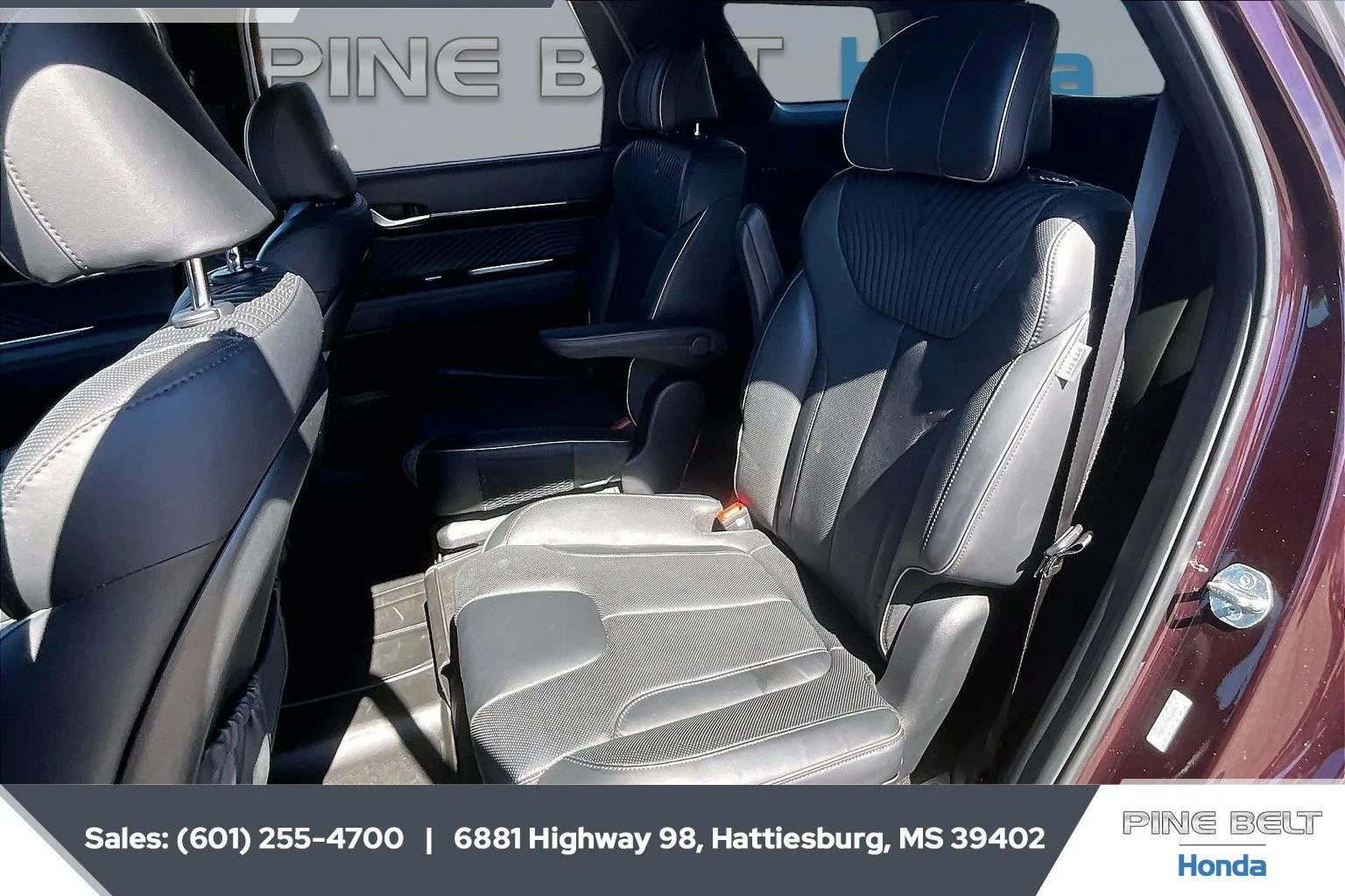 Used 2024 Sierra Burgundy Hyundai Calligraphy image 19