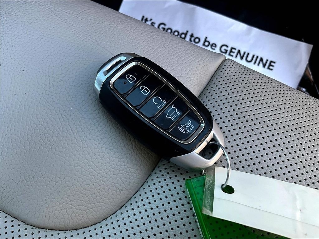 Certified Used 2022 White Hyundai SEL image 37