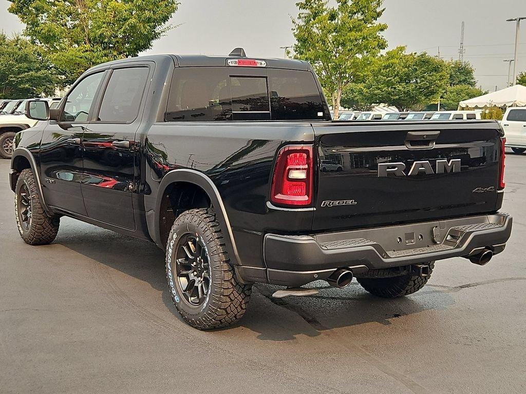 New 2026 Diamond Black Crystal Pearl-Coat Exterior Paint RAM Rebel image 4
