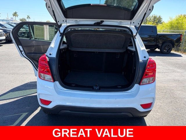 Used 2017 White Chevrolet LS image 16