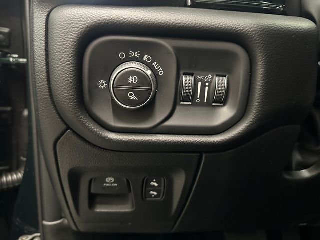 New 2026 Serrano-Green Metallic Exterior Paint RAM Laramie image 33