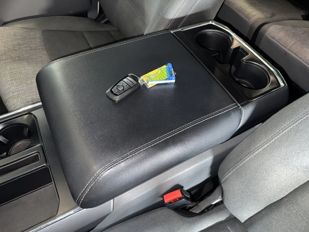 Used 2022 White Ford XLT image 32