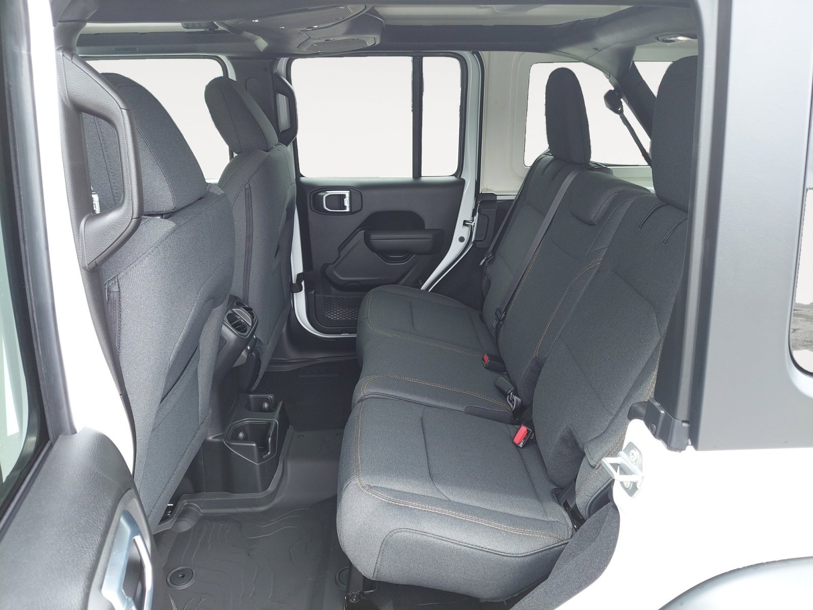 New 2026 Bright White Clearcoat Jeep Sport S image 23