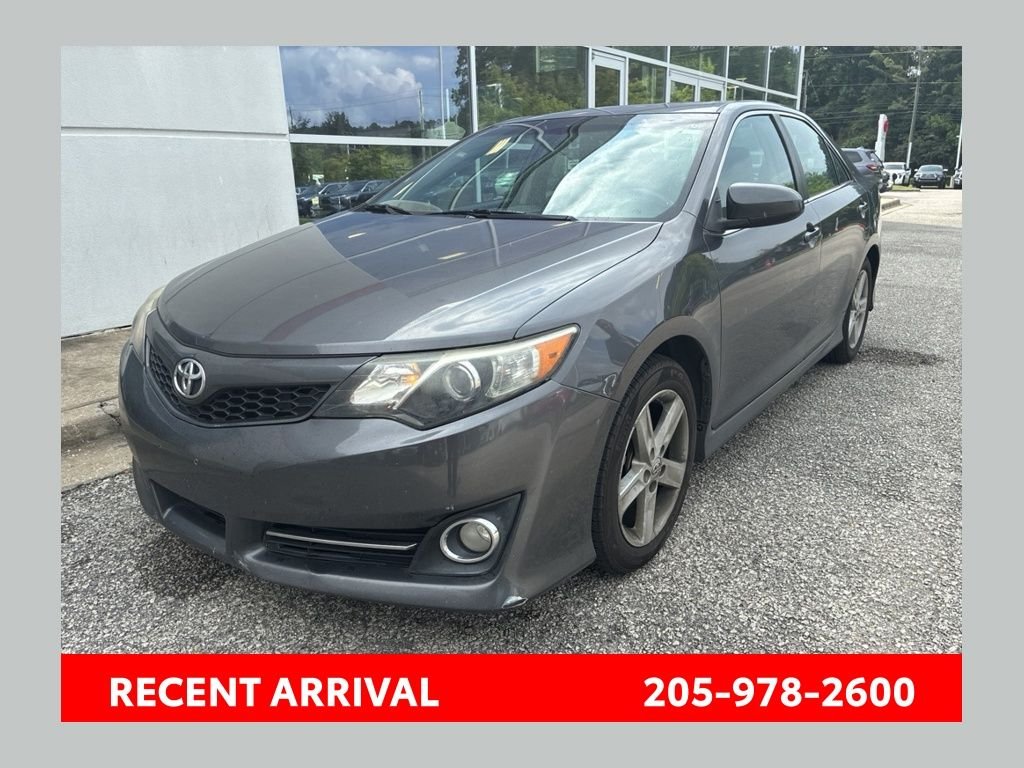 Used 2013 Gray Toyota SE image 1