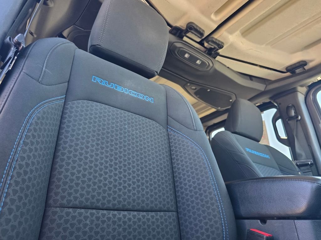 Used 2024 Gray Jeep Rubicon 4xe image 25