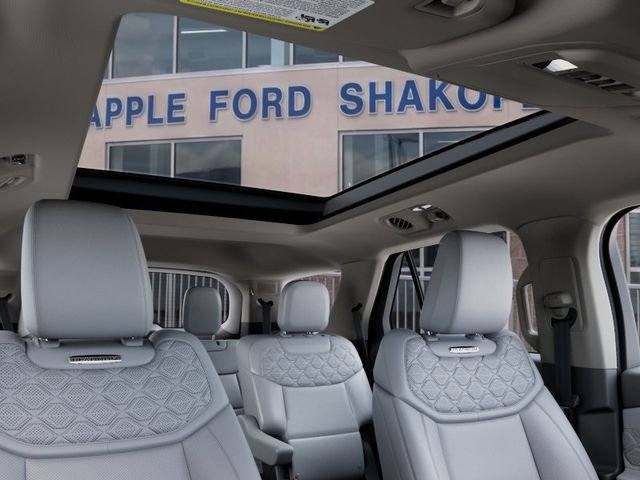 New 2027 Gray Ford Platinum image 22