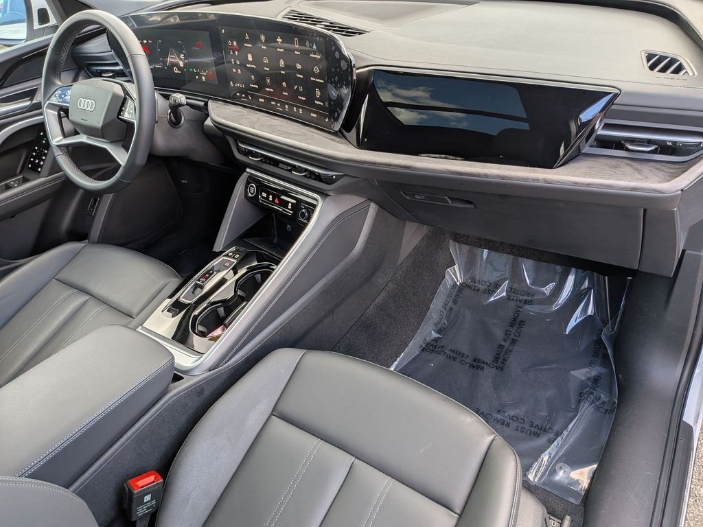 Used 2025 White Audi 2.0T Premium image 35
