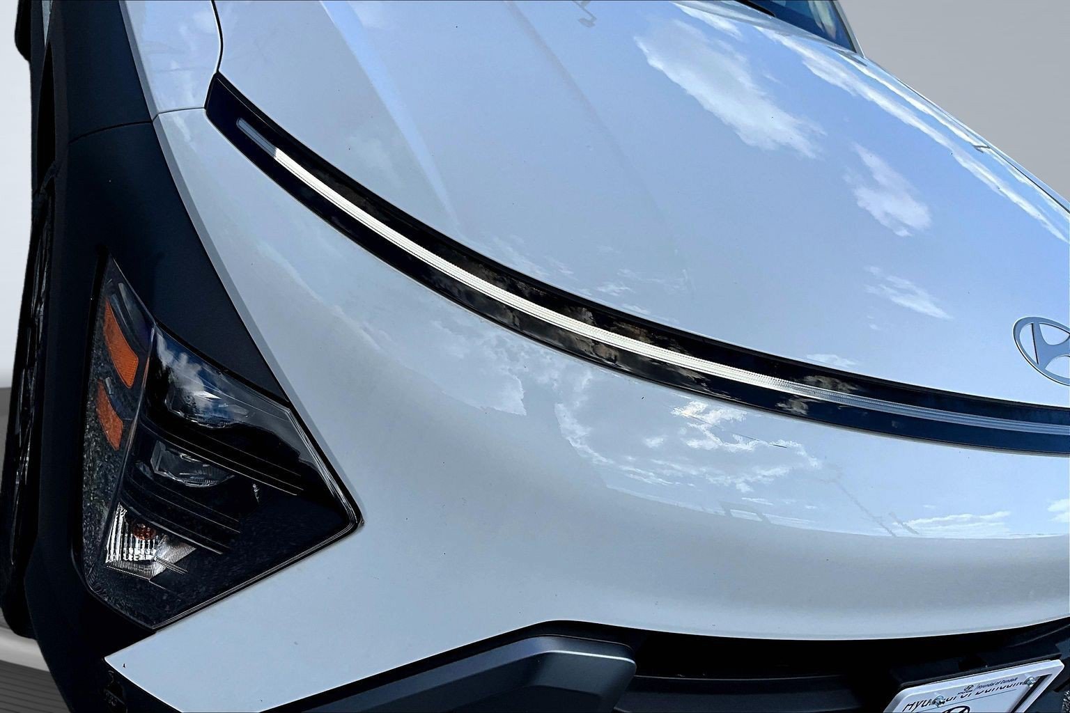 Certified Used 2025 White Hyundai SEL image 28