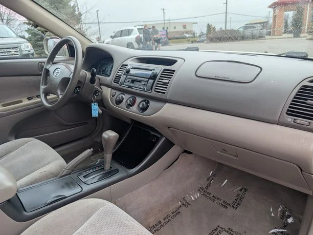 Used 2002 Beige Toyota  image 22