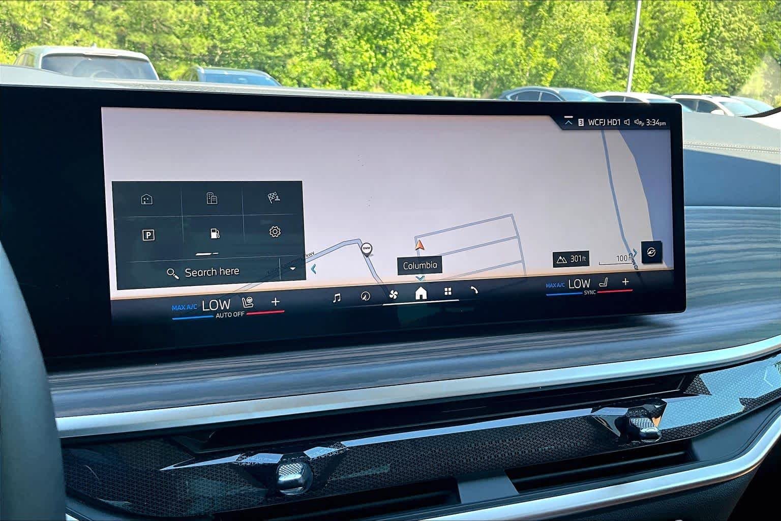 2025 BMW X7 40i - Photo 36