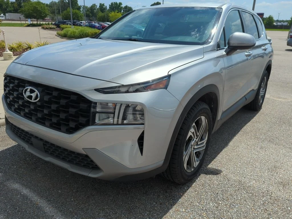 2021 Hyundai Santa Fe SE 2.5's photo