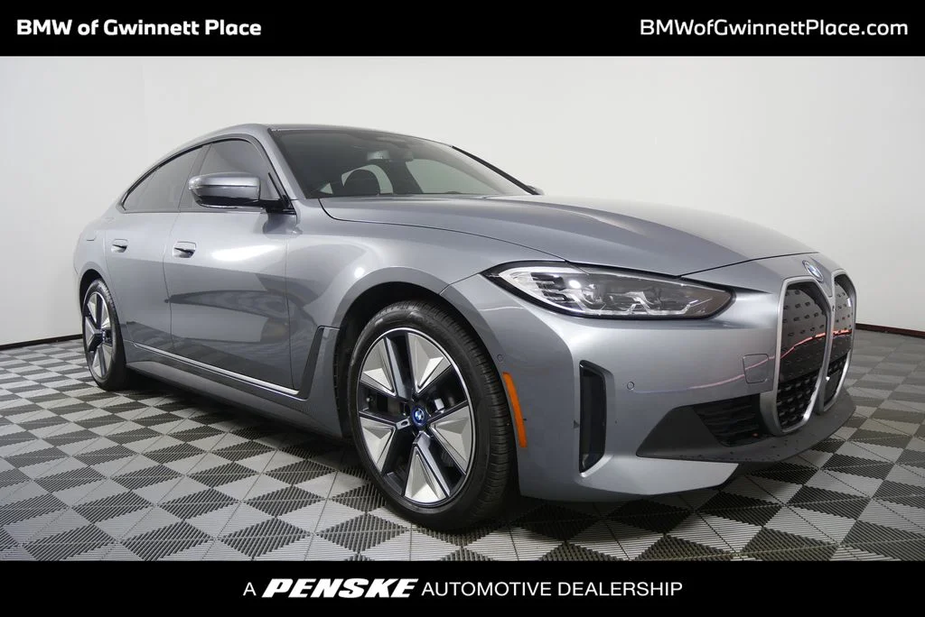 2023 BMW i4 eDrive35's photo